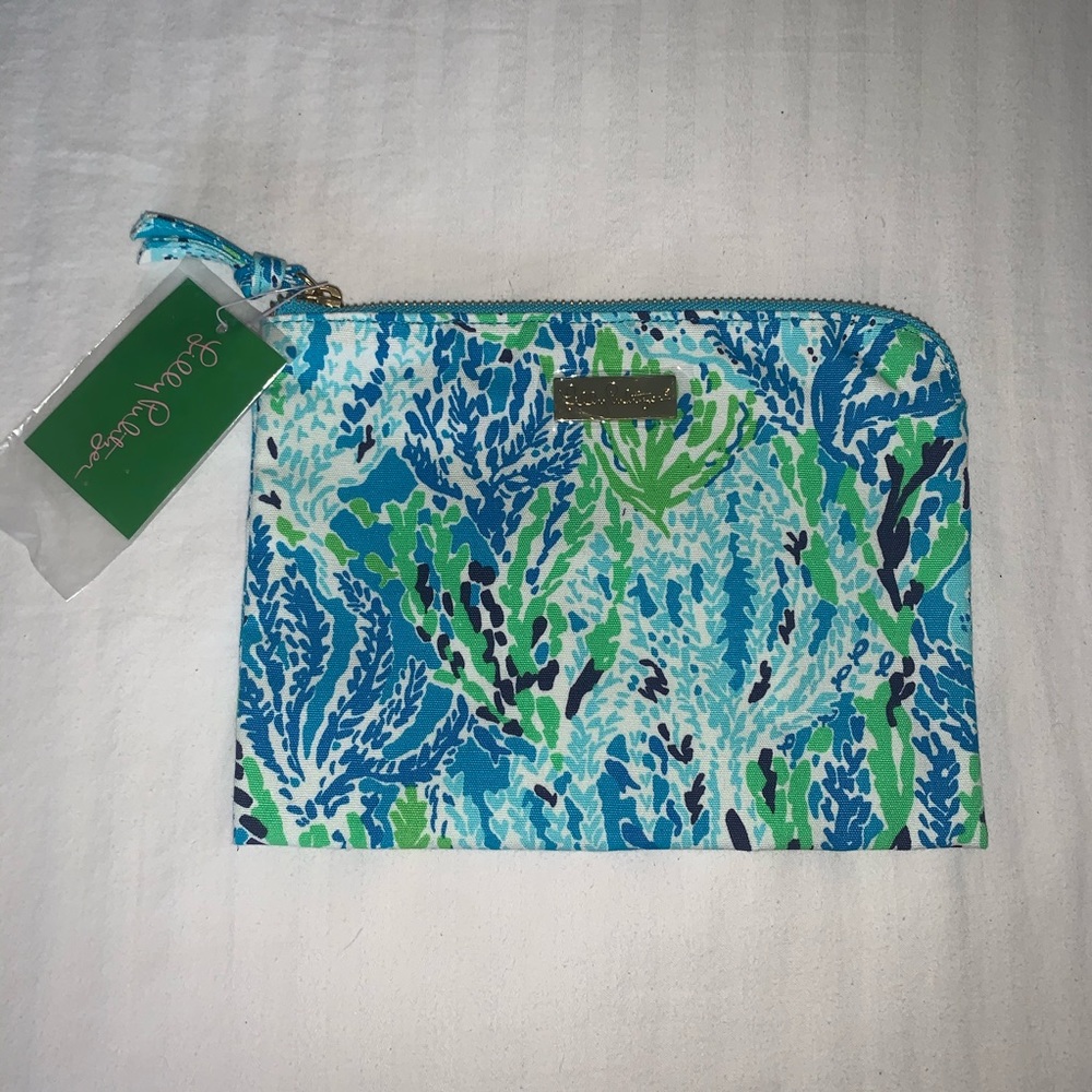 Lilly Pulitzer Pick Me Up Pouch (NWT)